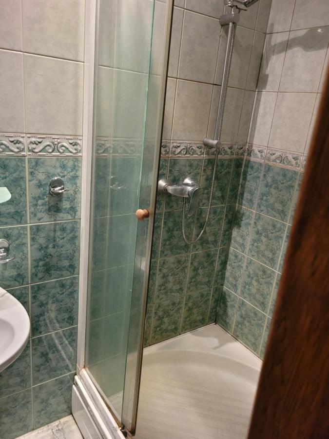 Apartament Cichy I Wygodny Сталёва-Воля Экстерьер фото