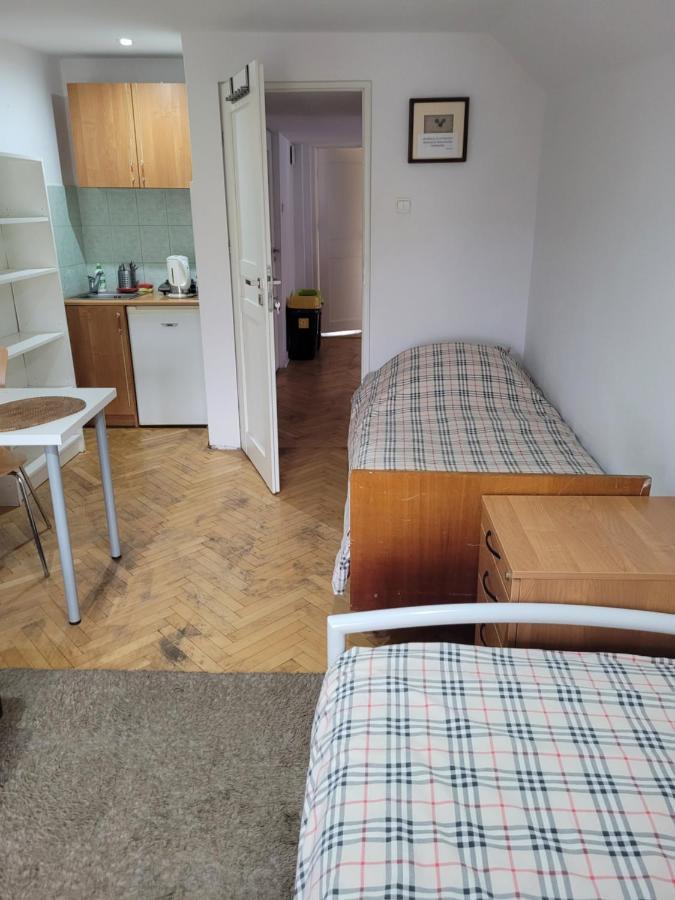 Apartament Cichy I Wygodny Сталёва-Воля Экстерьер фото