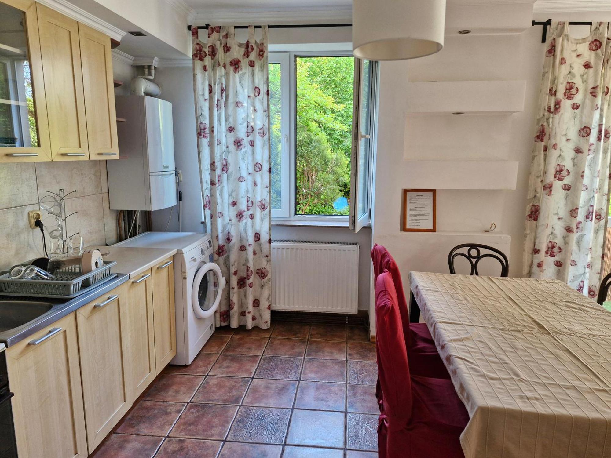 Apartament Cichy I Wygodny Сталёва-Воля Экстерьер фото